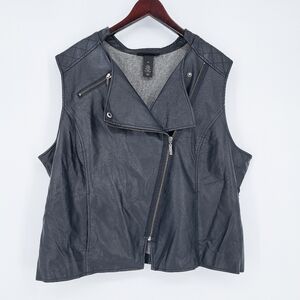 Lane Bryant Faux Black Leather Quilted Moto Style Zip Up Vest‎ Size 20